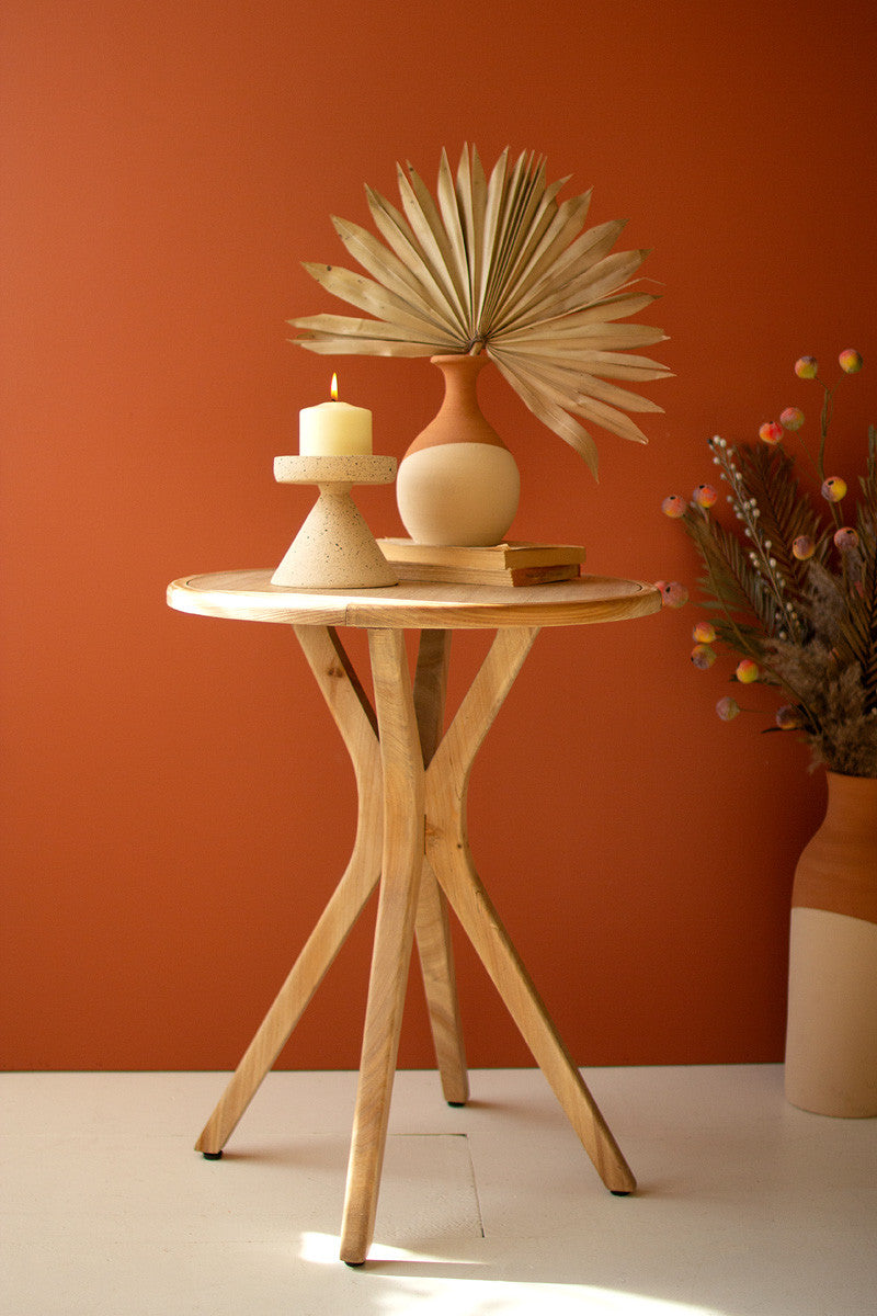 Short Wooden Round Top Accent Table