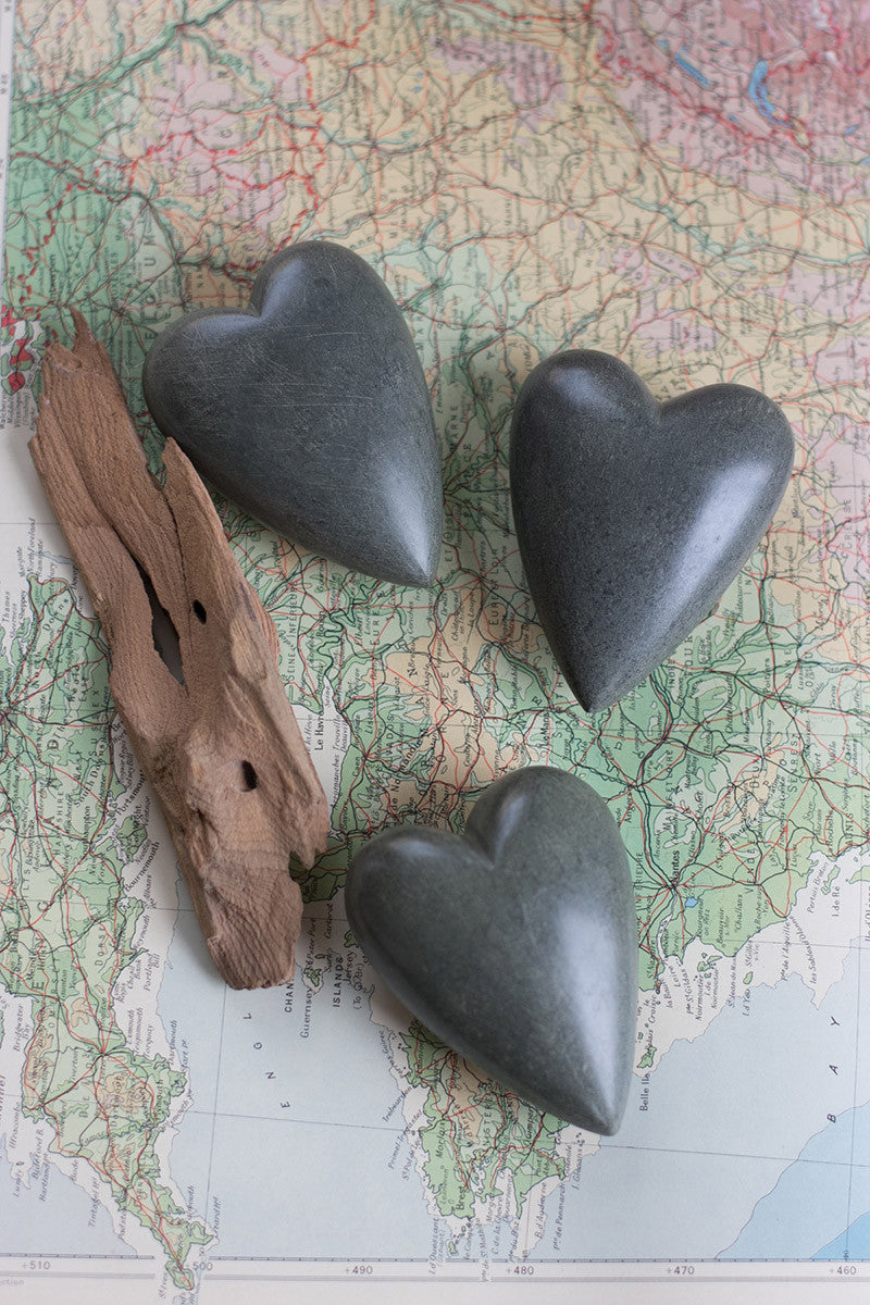 Set of 6 Dark Grey Hand-Carved Stone Hearts Set of 6 Dark Grey Hand-Carved Stone Hearts