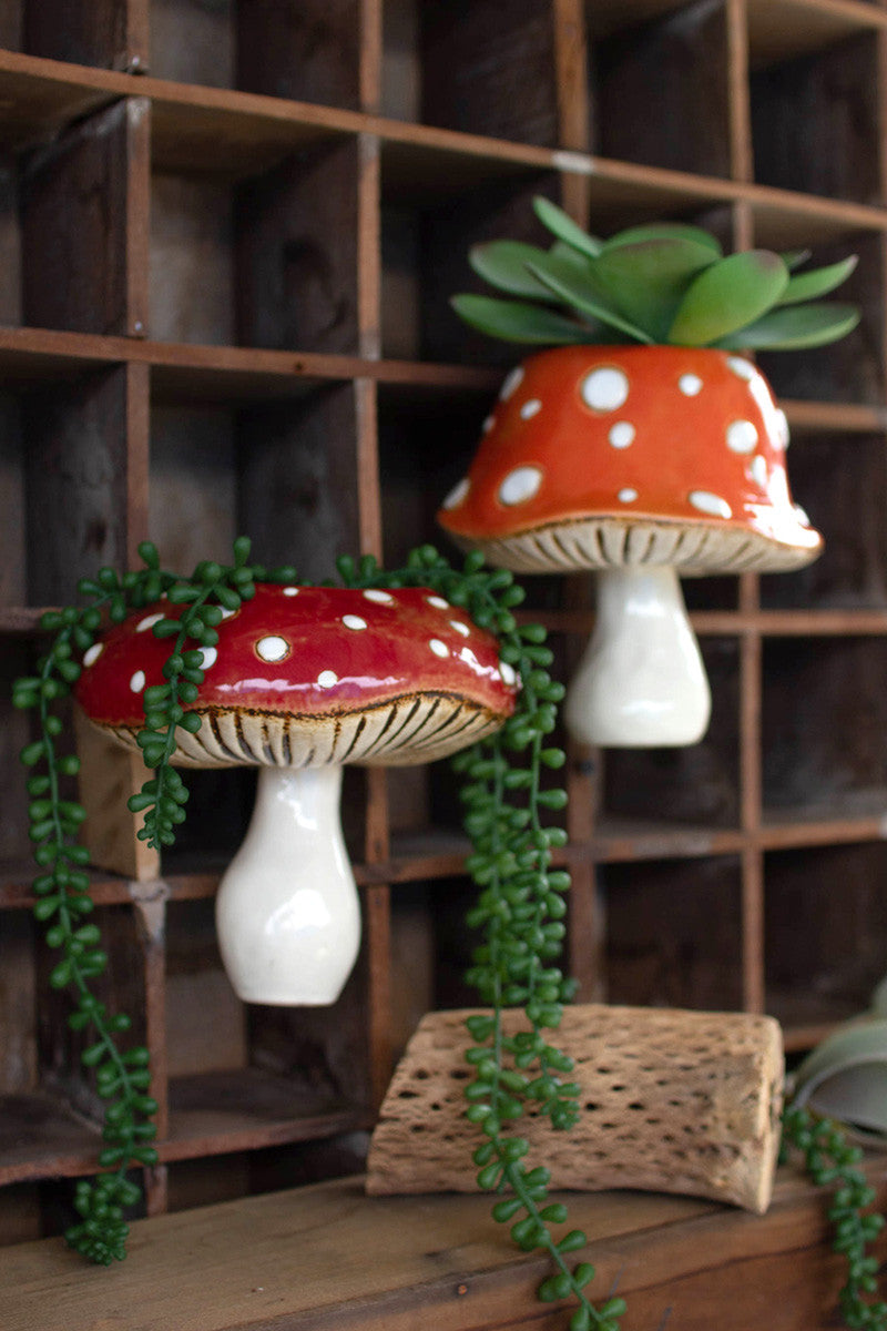 Set of 2 Ceramic Toadstool Wall Planters